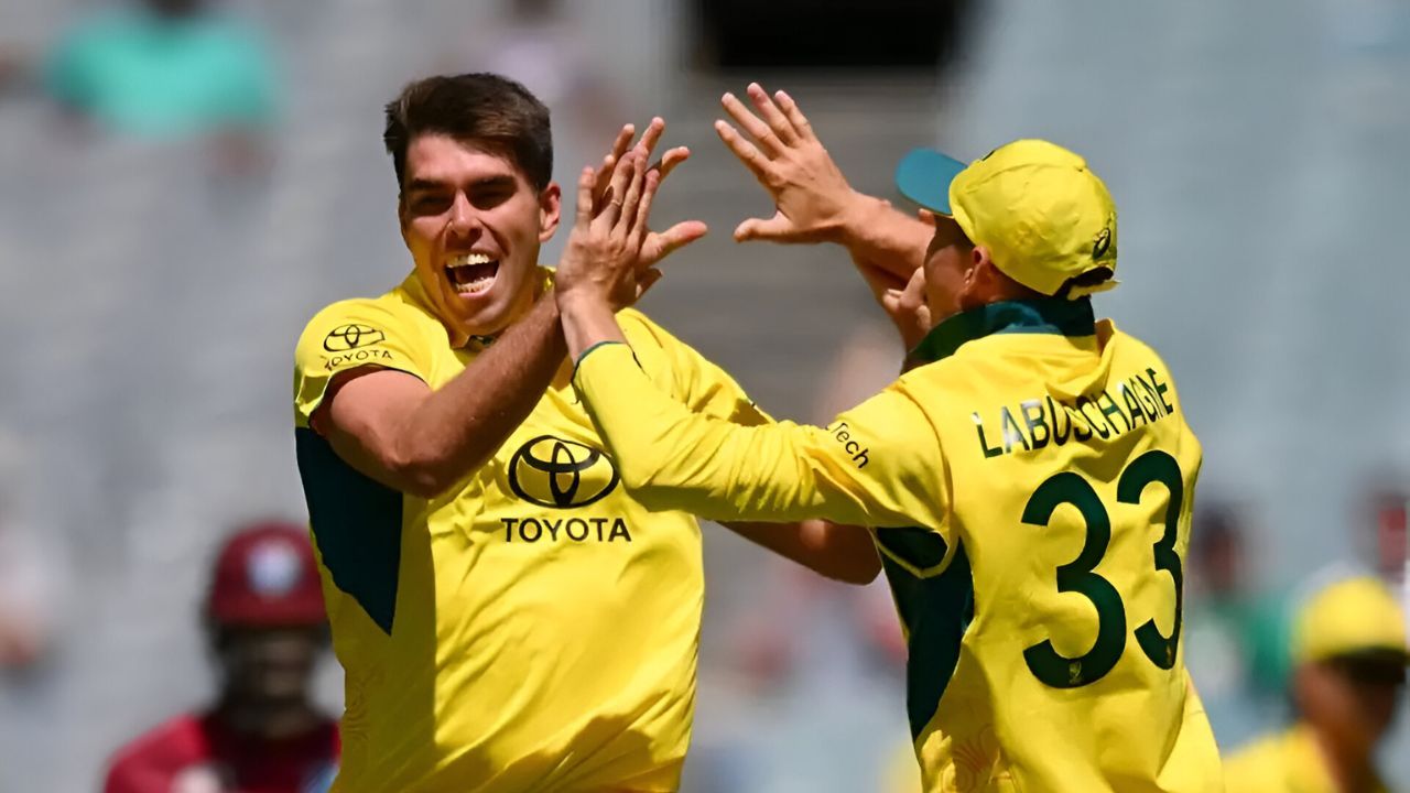 Australia Triumphs Over England in Champions Trophy Opener by 5 Wickets