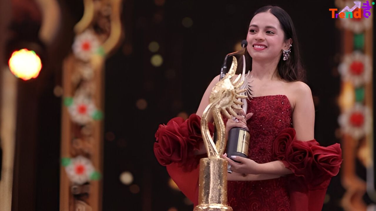 17-Year-Old Nitanshi Goel Wins IIFA Best Actress, Surpassing Alia Bhatt & Katrina Kaif